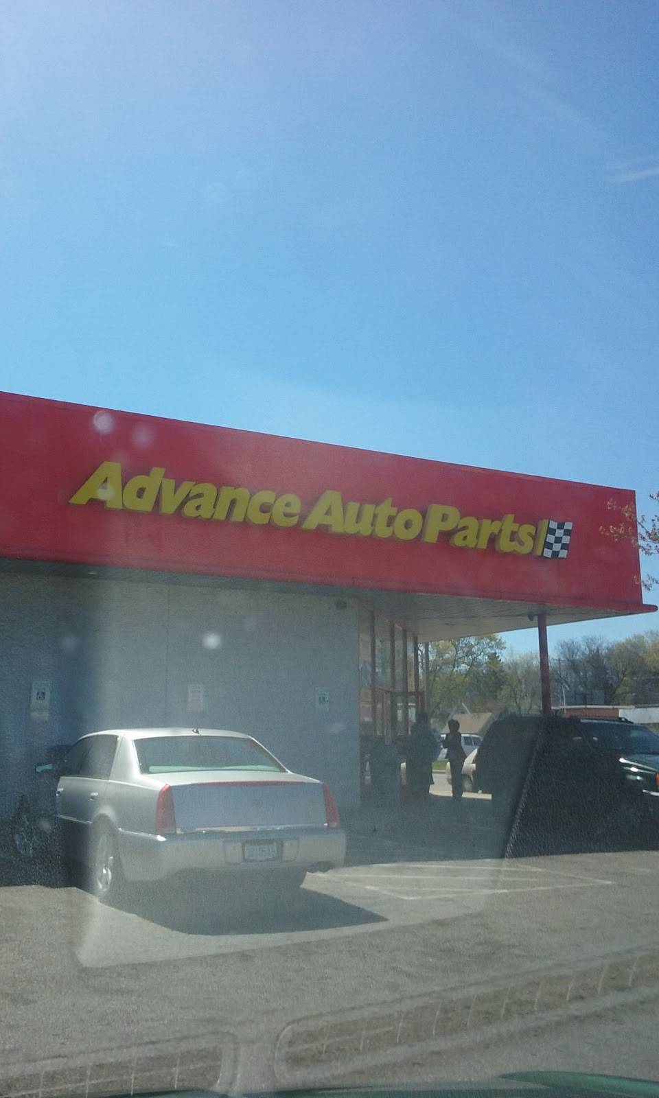 Advance Auto Parts | 4934 W Fond Du Lac Ave, Milwaukee, WI 53216, USA | Phone: (414) 449-5110