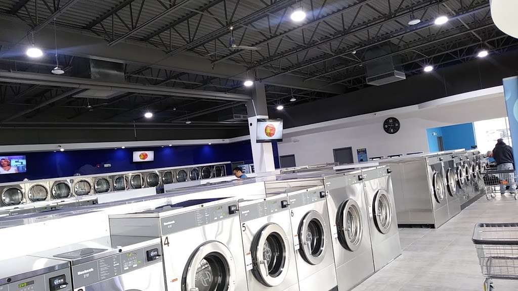 Wissinoming laundromat | 5597 Tulip St Unit E, Philadelphia, PA 19124, USA | Phone: (215) 904-7792