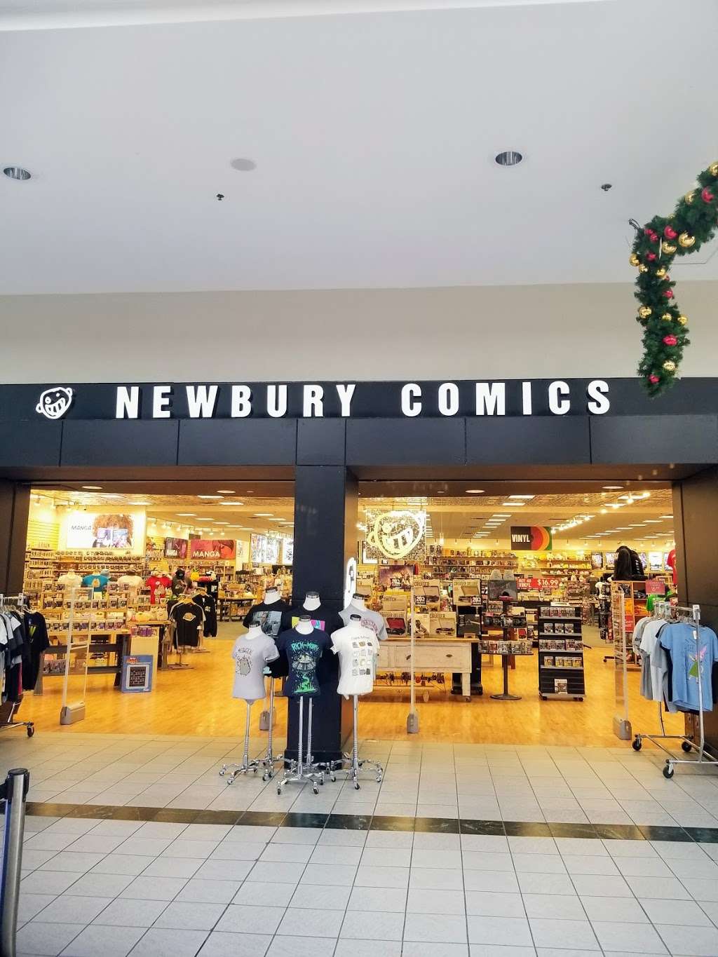 Newbury Comics | 101 Kingston Collection Way, Kingston, MA 02364, USA | Phone: (781) 422-0119