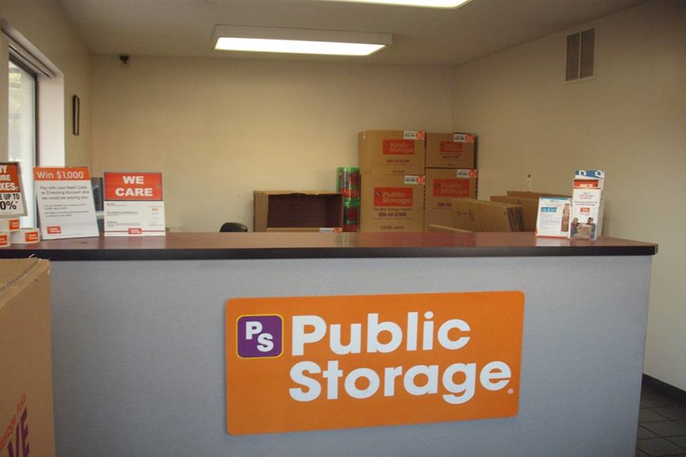 Public Storage | 9856 Parkway E, Birmingham, AL 35215, USA | Phone: (205) 208-3740