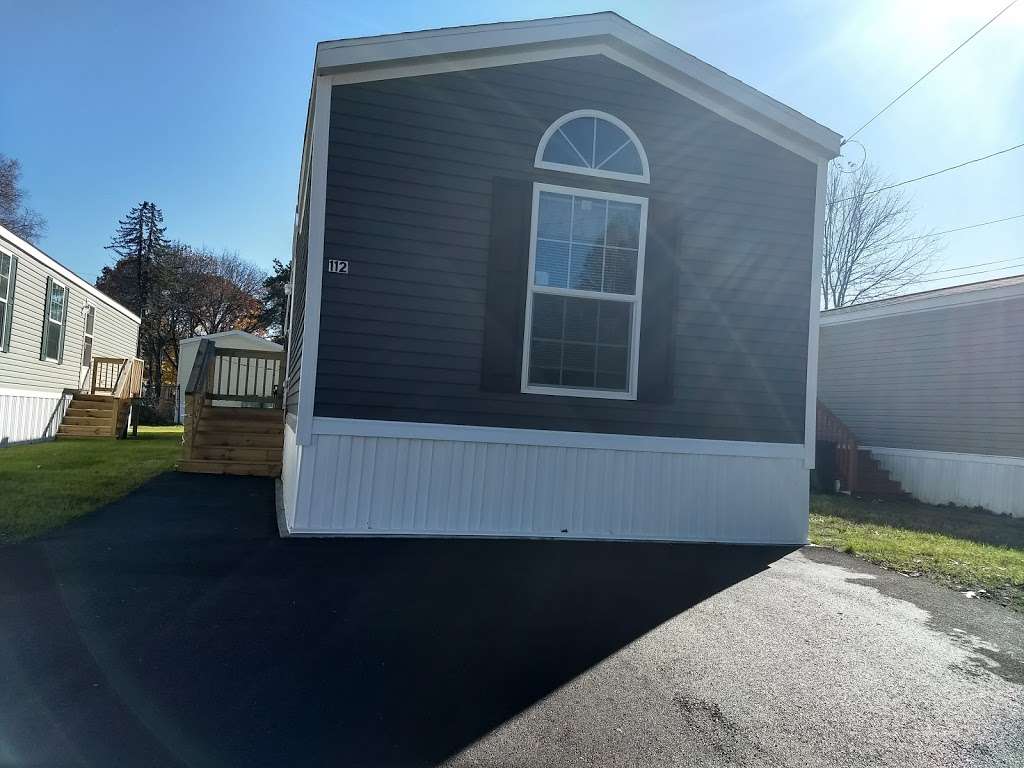 Lakeside Mobile Home Court | 54 Oak St, North Billerica, MA 01862, USA | Phone: (978) 262-0011