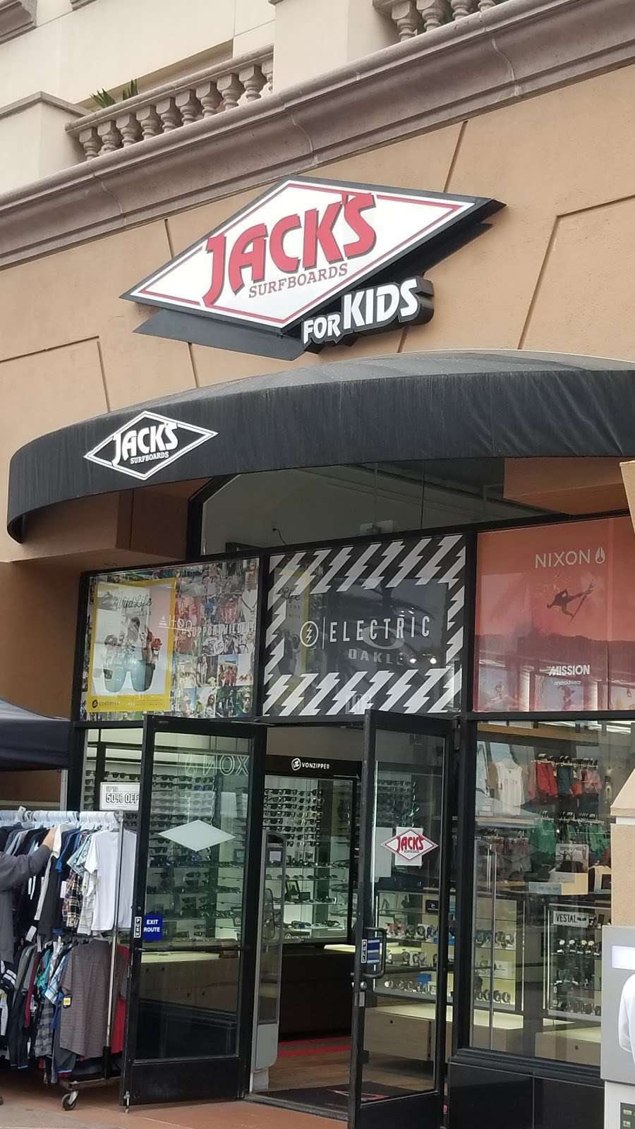 Jacks Kids | 101 Main St, Huntington Beach, CA 92648, USA | Phone: (714) 536-4516
