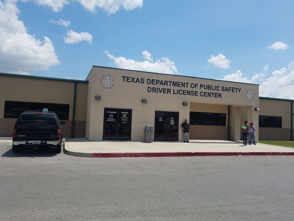 Texas Department of Public Safety Driver License Mega Center | 7410 Huebner Rd, San Antonio, TX 78240, USA | Phone: (210) 531-1000