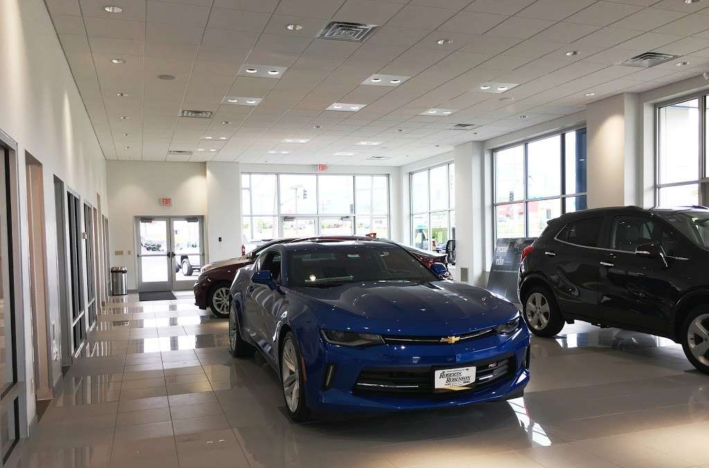 Roberts Robinson Chevrolet Buick GMC | 1501 Kearney Rd, Excelsior Springs, MO 64024, USA | Phone: (888) 510-8172