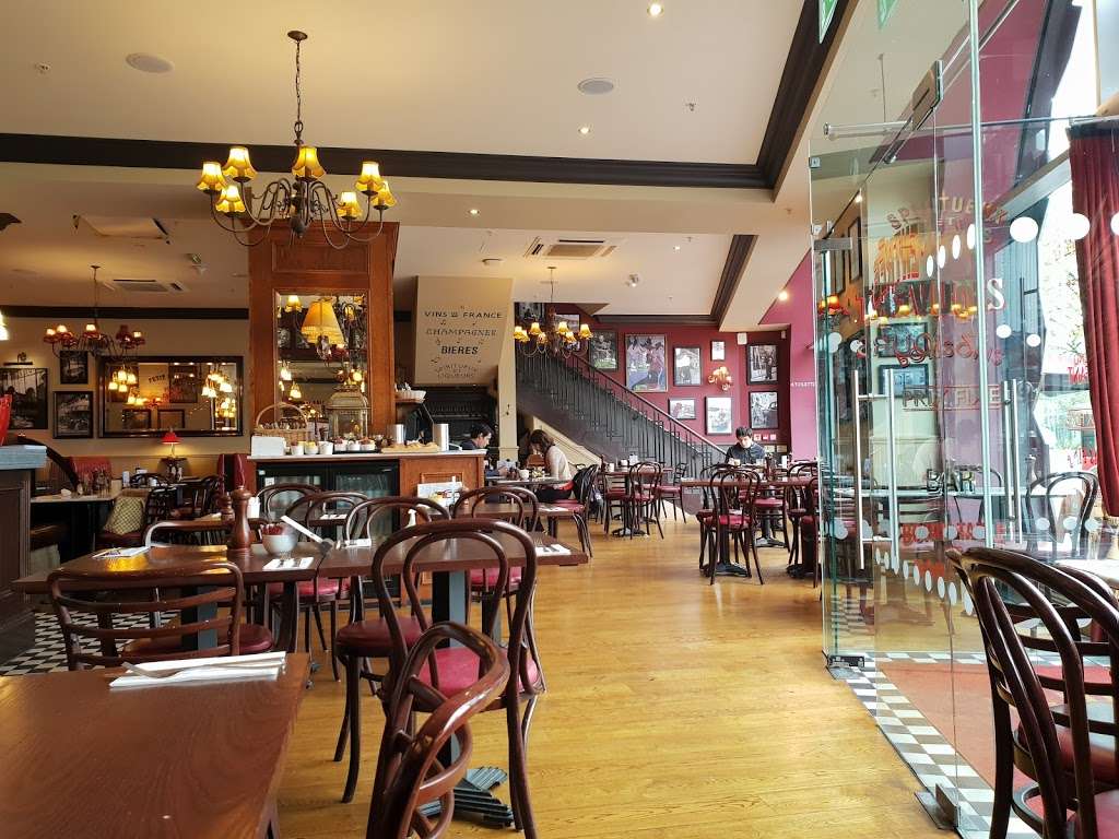 Café Rouge | Penrose Way, London SE10 0EN, UK | Phone: 020 8305 0203