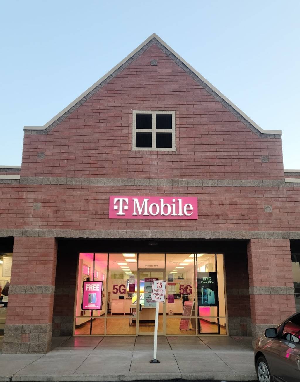 T-Mobile | 2765 N Scottsdale Rd Ste 109, Scottsdale, AZ 85257 | Phone: (480) 376-0681