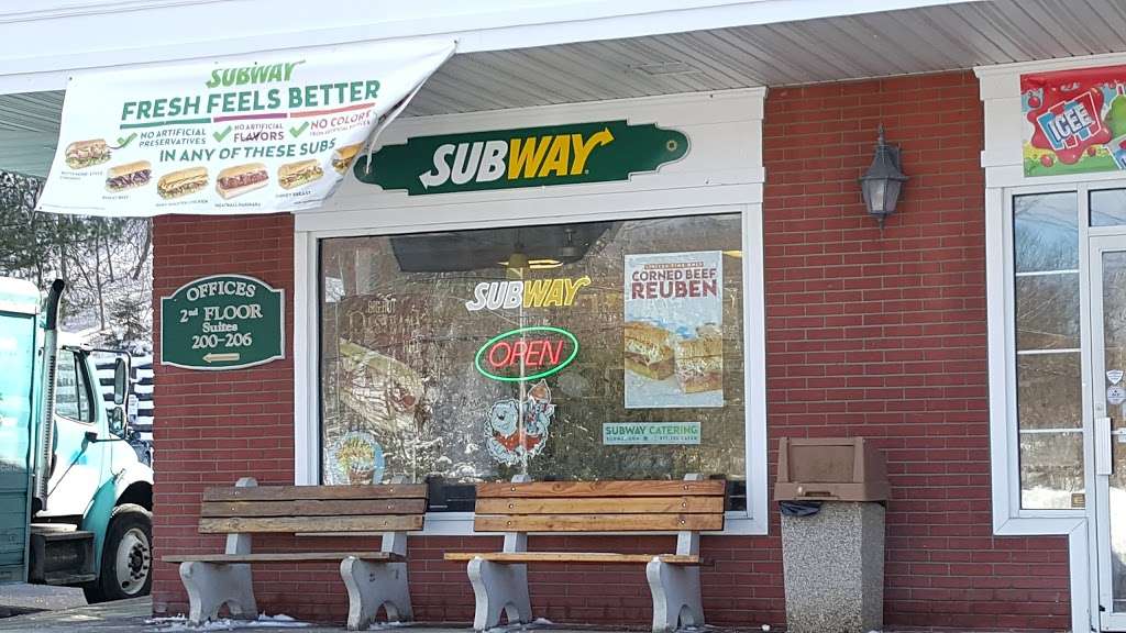 Subway Restaurants | 200 Goldens Bridge Shopping Center, Goldens Bridge, NY 10526, USA | Phone: (914) 232-7827