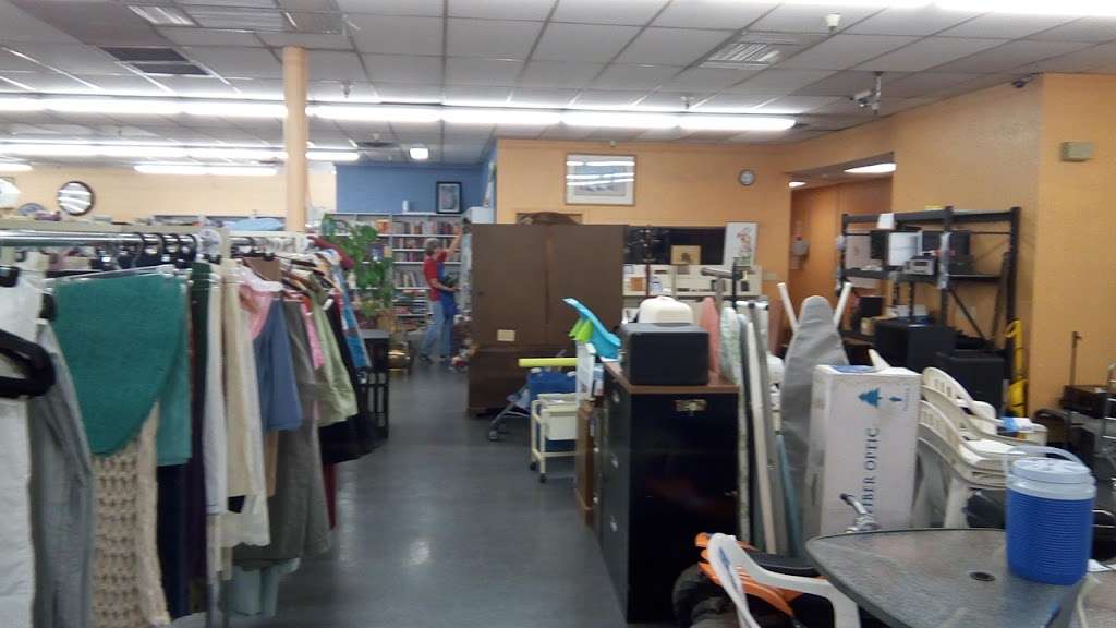 Society of St. Vincent de Paul - Mesa Thrift Store | 2352 W Main St, Mesa, AZ 85201, USA | Phone: (480) 644-0887