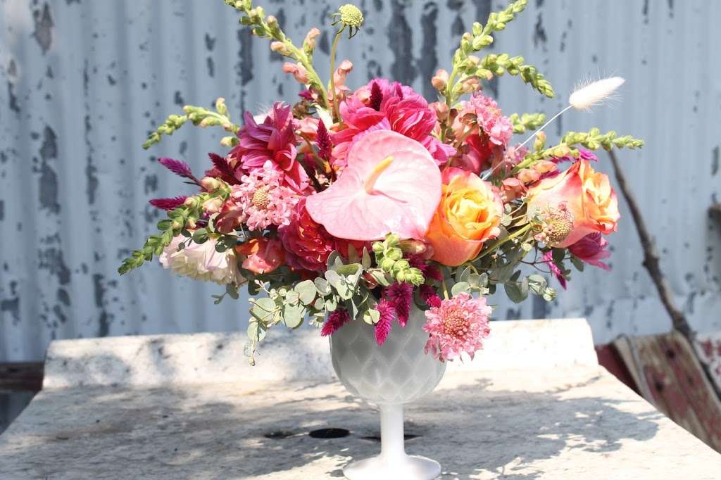 Sherwood Florist | 21391 Foster Rd, Tilghman Island, MD 21671, USA | Phone: (443) 521-9929