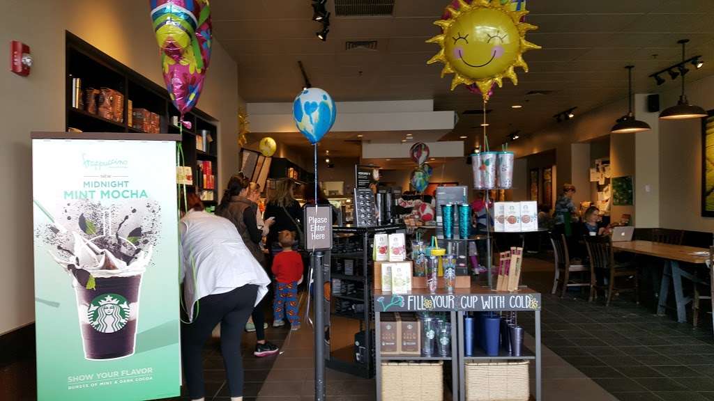 Bernardsville Plaza | 80 Morristown Rd, Bernardsville, NJ 07924, USA