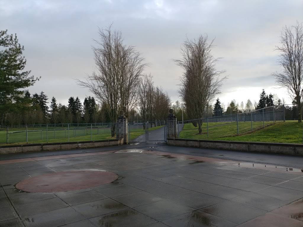 North SeaTac Park & Ball Fields | Des Moines Memorial Drive South and, S 128th St, SeaTac, WA 98168, USA | Phone: (206) 973-4680