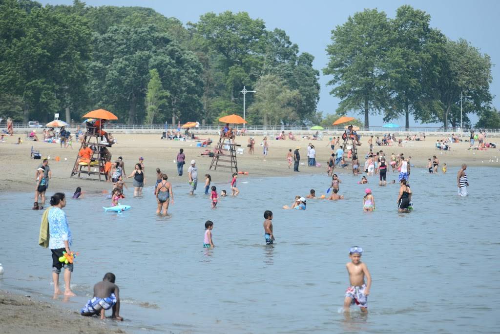 Orchard Beach and Promenade Orchard Beach and Promenade, Park Dr, The