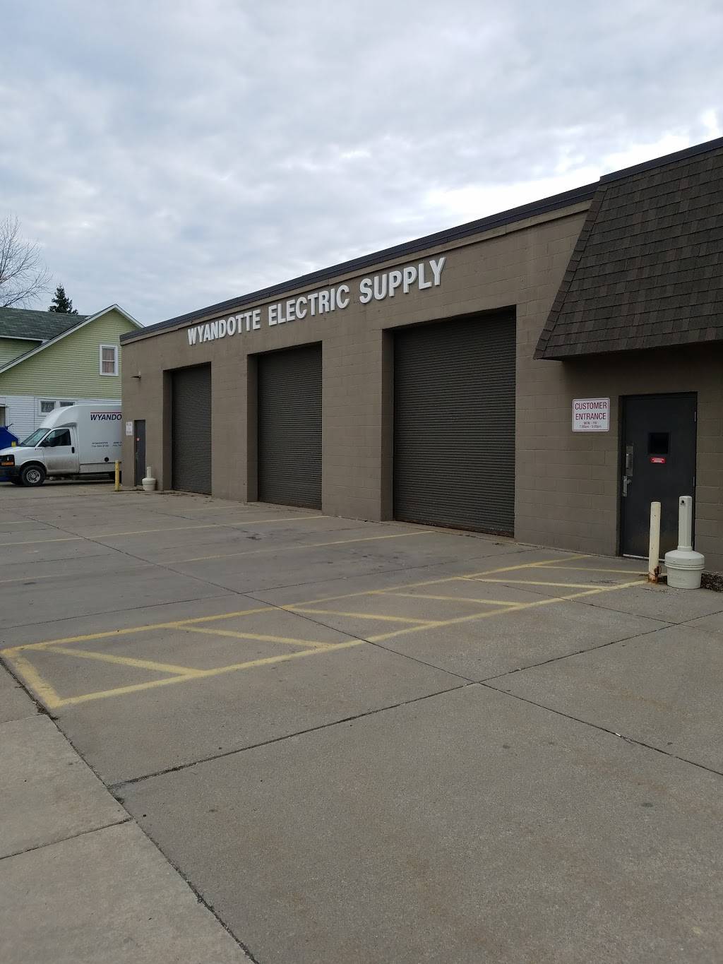 Wyandotte Electric Supply | 961 Ford Ave, Wyandotte, MI 48192, USA | Phone: (734) 284-8100