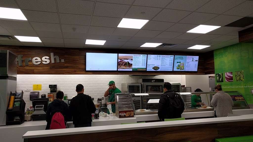 Subway Restaurants | 44844 Package Ct., Subway C Gate, Dulles Intl Airport - C Gate, Sterling, VA 20166 | Phone: (703) 572-6901