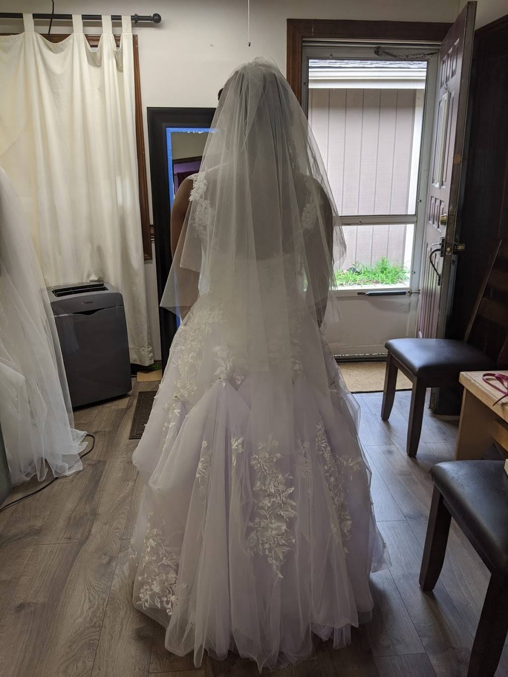 LD Bridal | 9205 Milford Dr suite a, Northfield, OH 44067, USA | Phone: (330) 475-3986