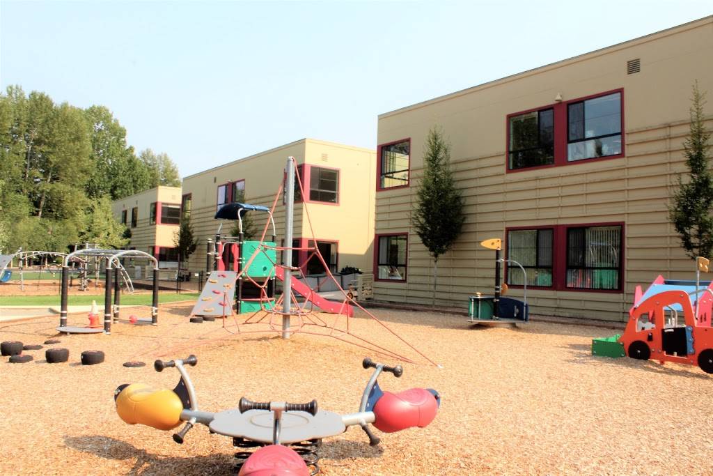 French American School of Puget Sound | 3795 E Mercer Way, Mercer Island, WA 98040, USA | Phone: (206) 275-3533