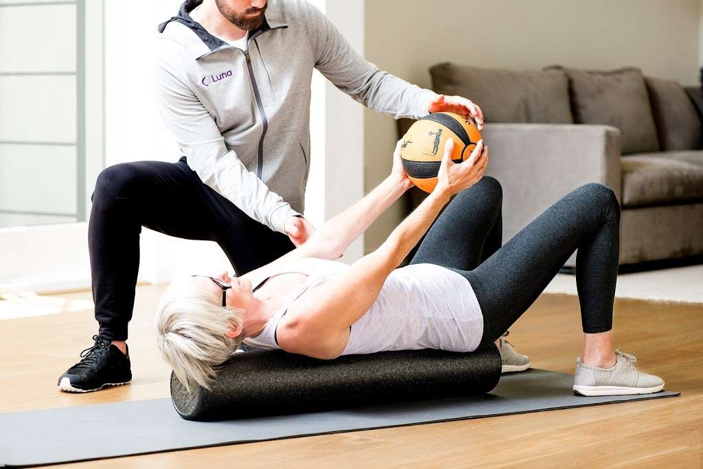 Luna On-Demand Physical Therapy | 2329 Stearnlee Ave, Long Beach, CA 90815, USA | Phone: (626) 322-9054
