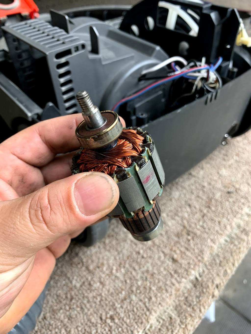 Mr. Vac & Sew | 3230 E Bell Rd, Phoenix, AZ 85032, USA | Phone: (602) 971-7960