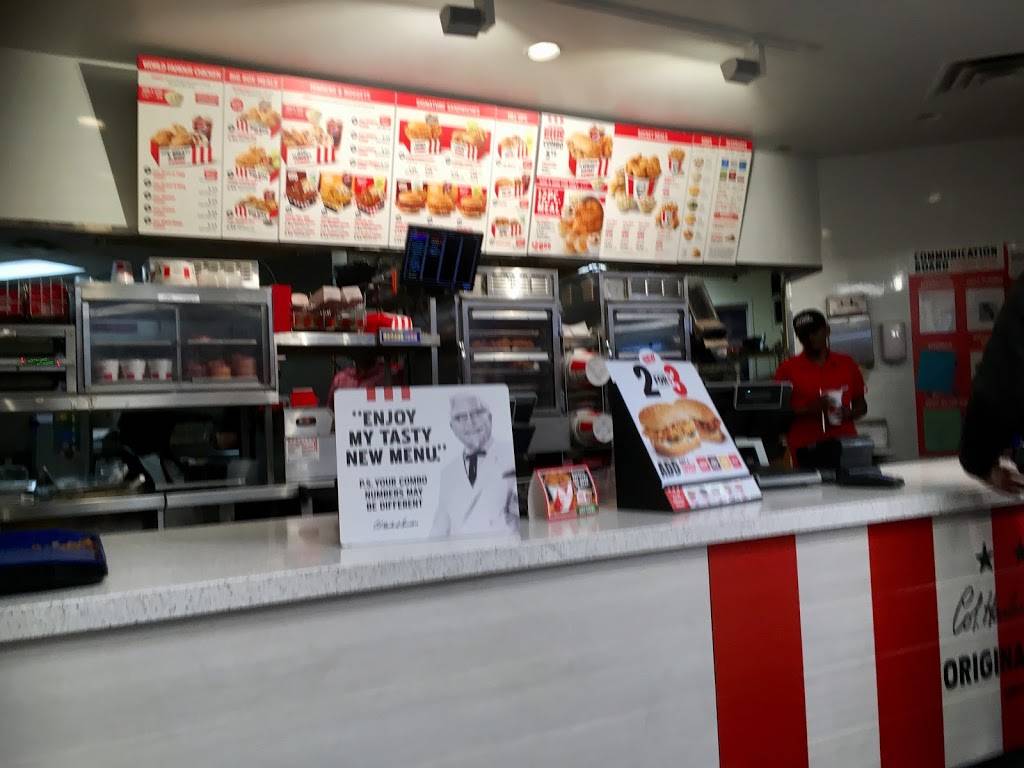 KFC | 4901 S Calhoun St, Fort Wayne, IN 46807, USA | Phone: (260) 458-9750