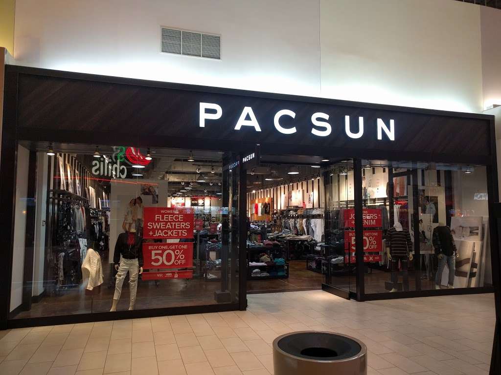 PacSun Outlet | 3000 Grapevine Mills Pkwy, Grapevine, TX 76051, USA | Phone: (972) 539-5203