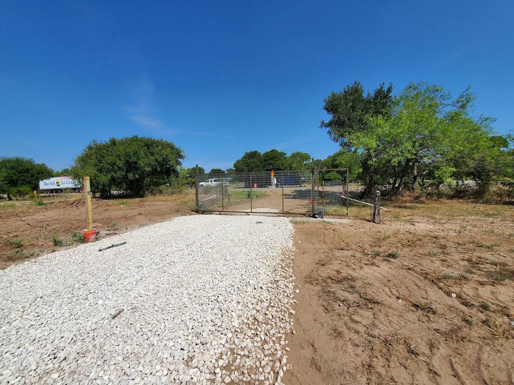 Rolling C RV Park | 2333 TX-21, Dale, TX 78616, USA | Phone: (512) 402-2121