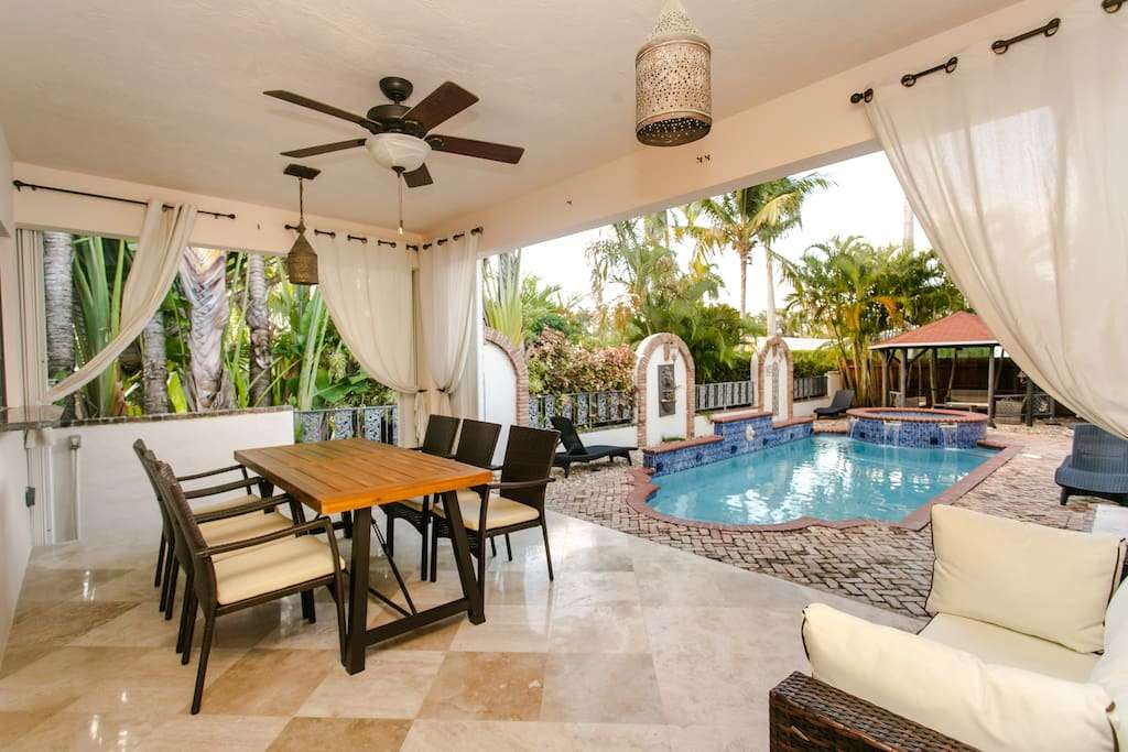 HVR Vacation Hollywood - Florida home rentals | 1228 Johnson St, Hollywood, FL 33019, USA | Phone: (786) 505-8465