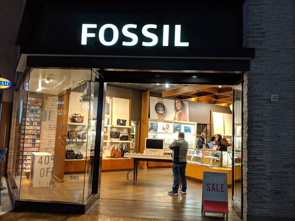 Fossil Store | 3663 Las Vegas Blvd S Suite 510, Las Vegas, NV 89109, USA | Phone: (702) 678-6466