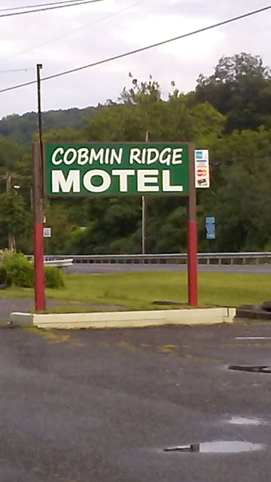 Cobmin Ridge Motel | 346 US-206, Branchville, NJ 07826, USA | Phone: (973) 948-3459
