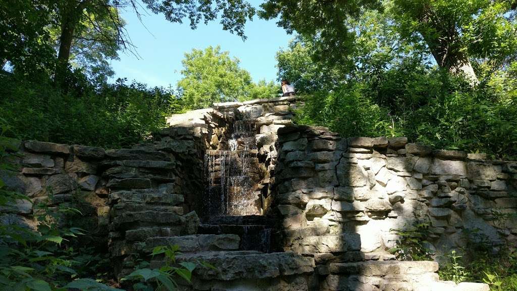 Lake Park | 2975 N Lake Park Rd, Milwaukee, WI 53211, USA | Phone: (414) 257-7275