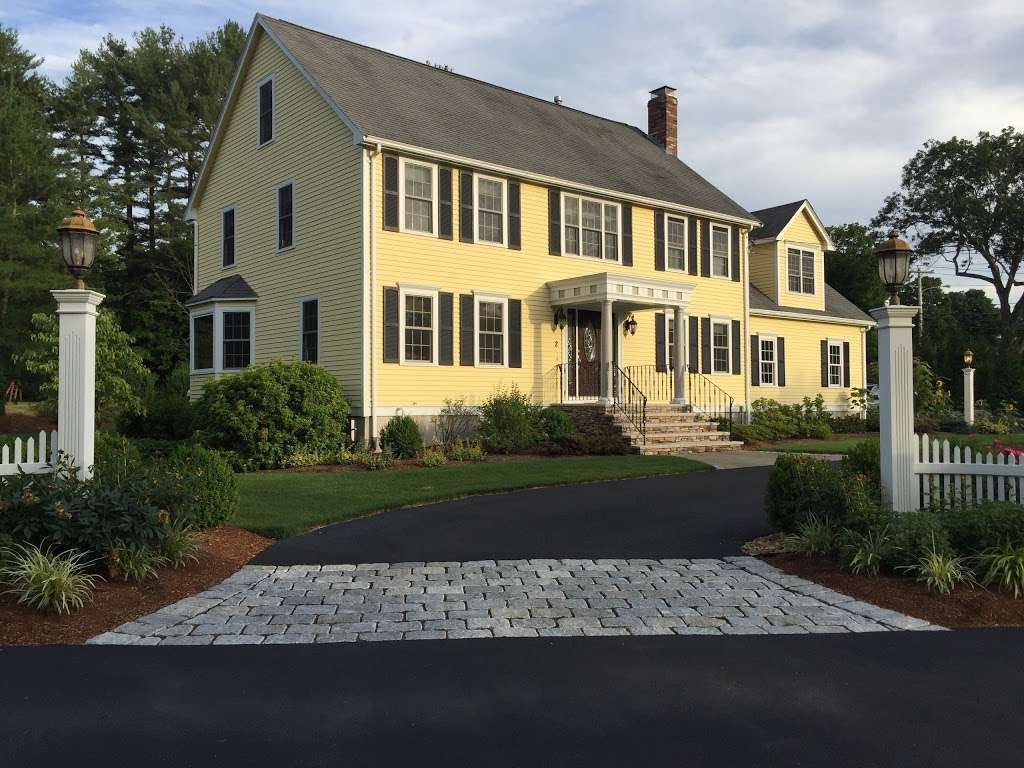 Better Living Real Estate® | 2 Cherry Tree Ln, Foxborough, MA 02035, USA | Phone: (781) 821-0105