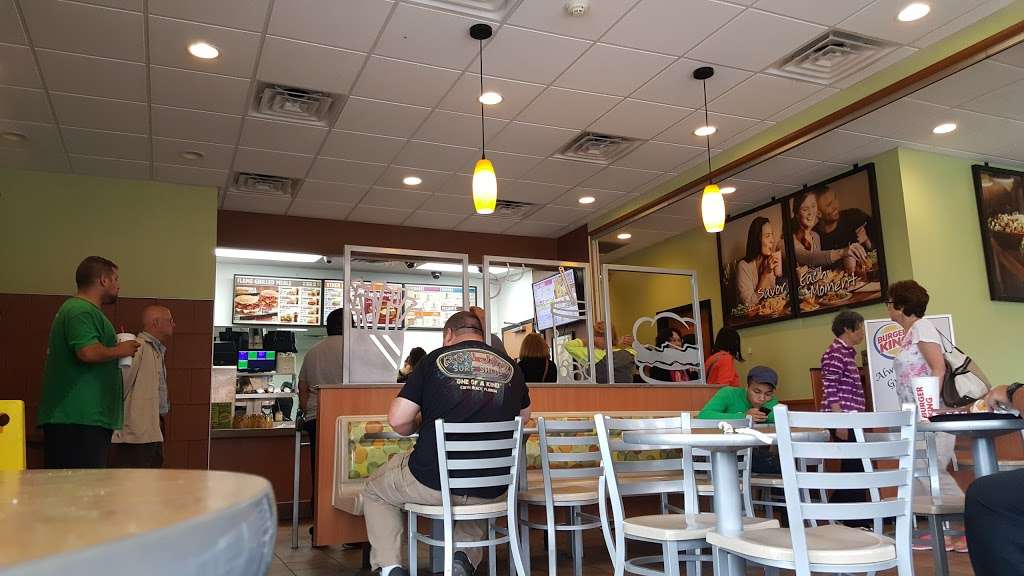 Burger King | 17 Main St, Gouldsboro, PA 18424, USA | Phone: (570) 842-3888