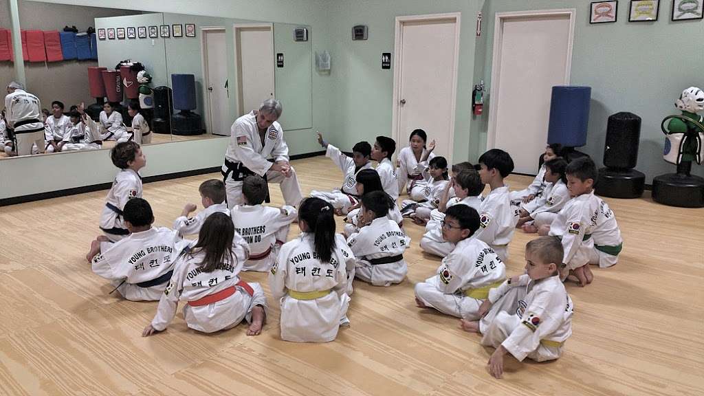 Young Brothers Taekwondo | 10920 Fry Rd #550, Cypress, TX 77433, USA | Phone: (281) 256-2345