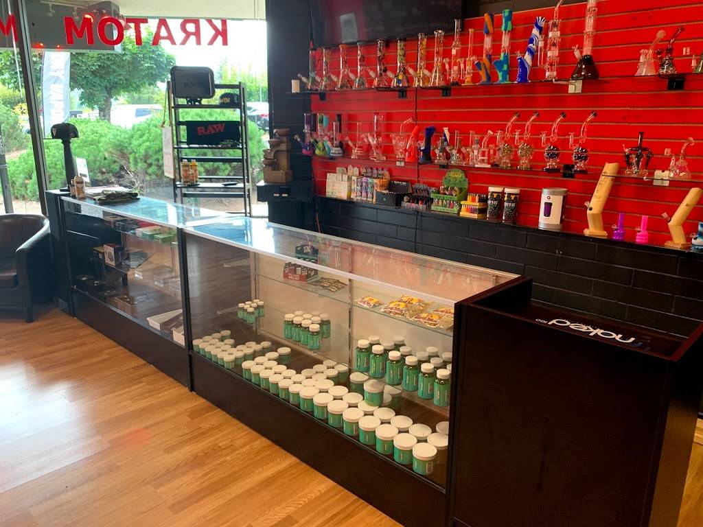 Luxury Vapors | 17022 SE McLoughlin Blvd, Milwaukie, OR 97267, USA | Phone: (503) 908-8180