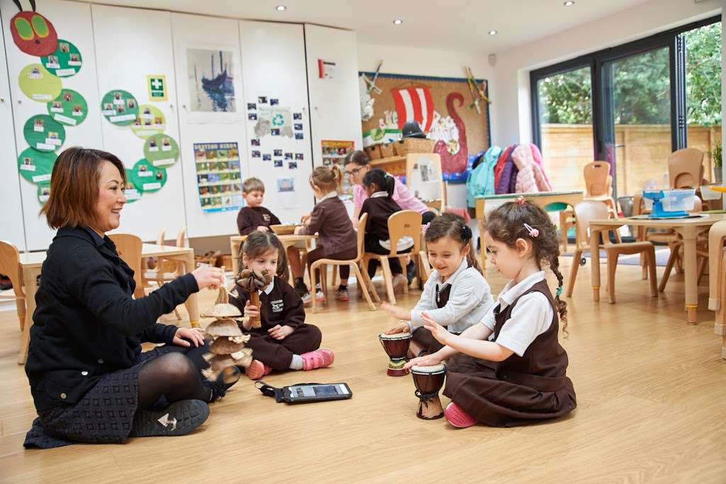 The Rocking Horse Day Nursery | 5 Victoria Ave, London N3 1BD, UK | Phone: 020 8346 3682