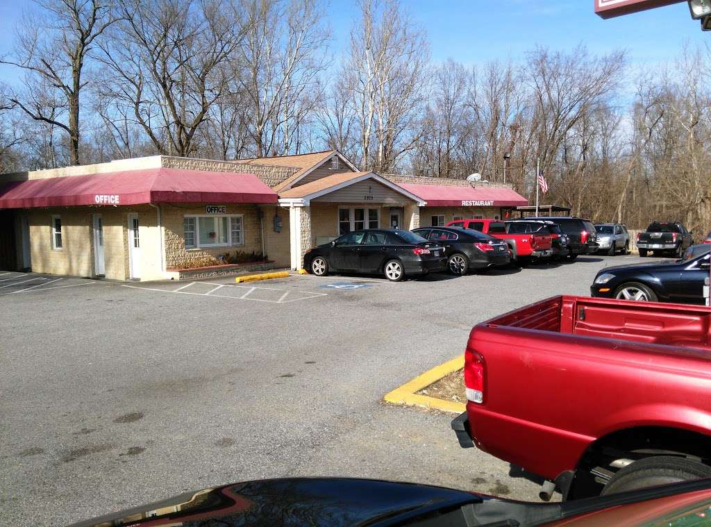 Mrs. Ks Motel & Restaurant | 5909 Crain Hwy, Upper Marlboro, MD 20772 | Phone: (301) 885-5001