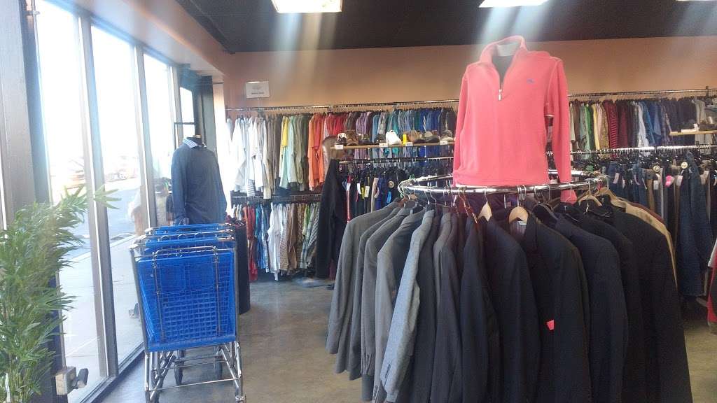 My Best Friends Closet | 347 NW Barry Rd, Kansas City, MO 64155, USA | Phone: (816) 436-0377