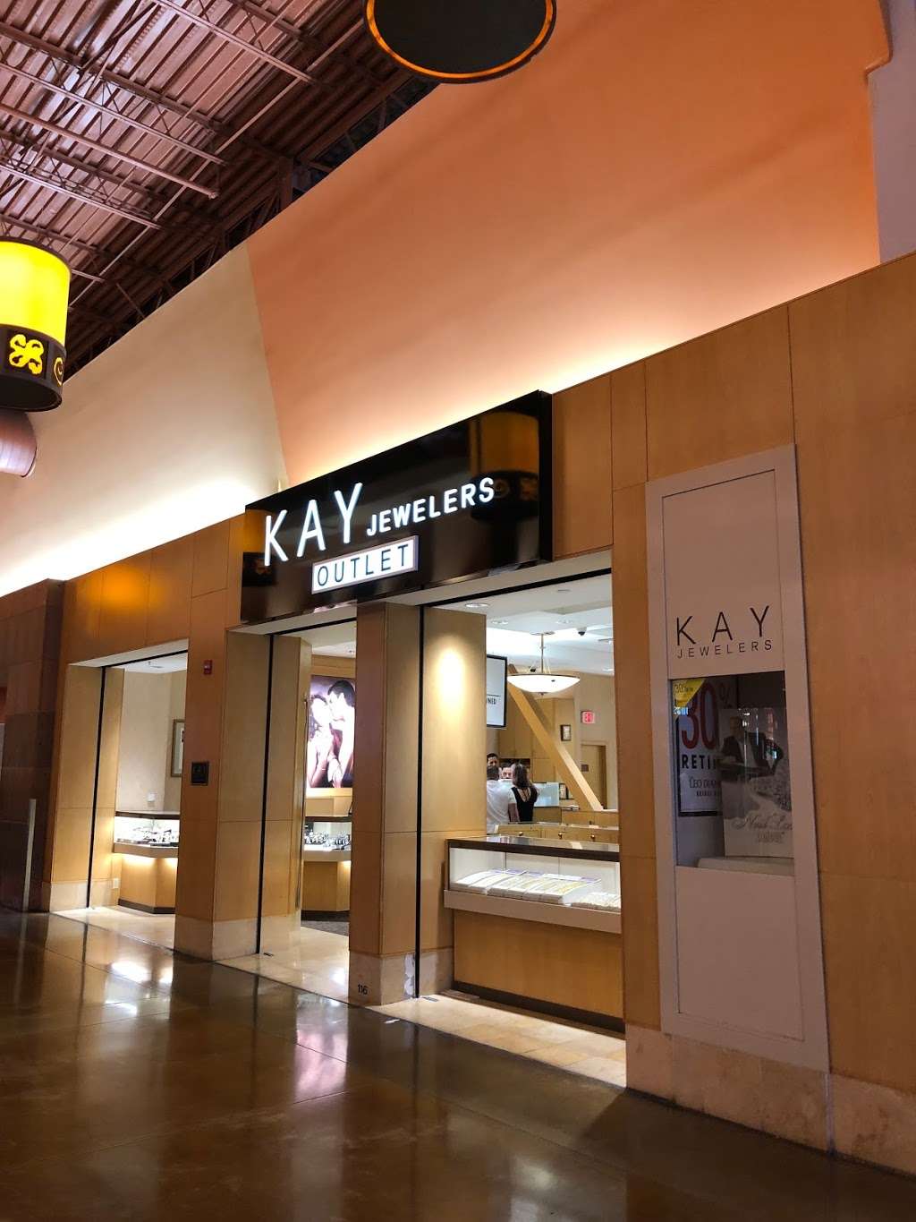 Kay Jewelers Outlet | 11401 NW 12th St Suite 116, Miami, FL 33172, USA | Phone: (305) 477-8285