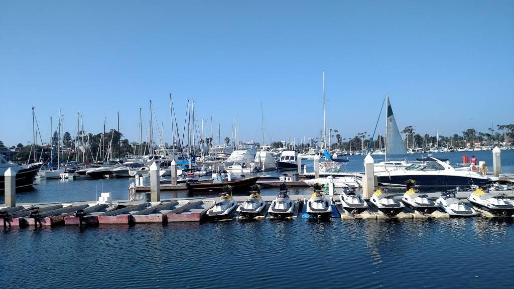 Bluewater Boathouse Seafood Grill | 1701 Strand Way, Coronado, CA 92118 | Phone: (619) 435-0155
