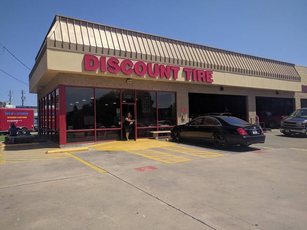 Discount Tire | 8219 Research Blvd, Austin, TX 78758, USA | Phone: (512) 339-9796