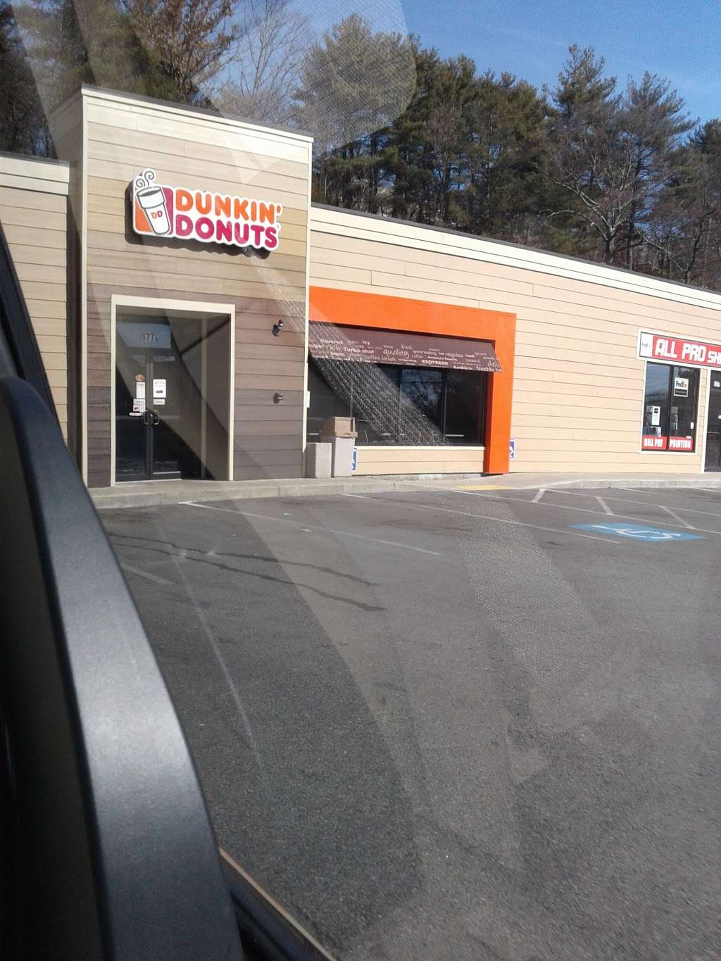 Dunkin Donuts | 577 Walnut St, Lynn, MA 01905, USA | Phone: (781) 592-2097