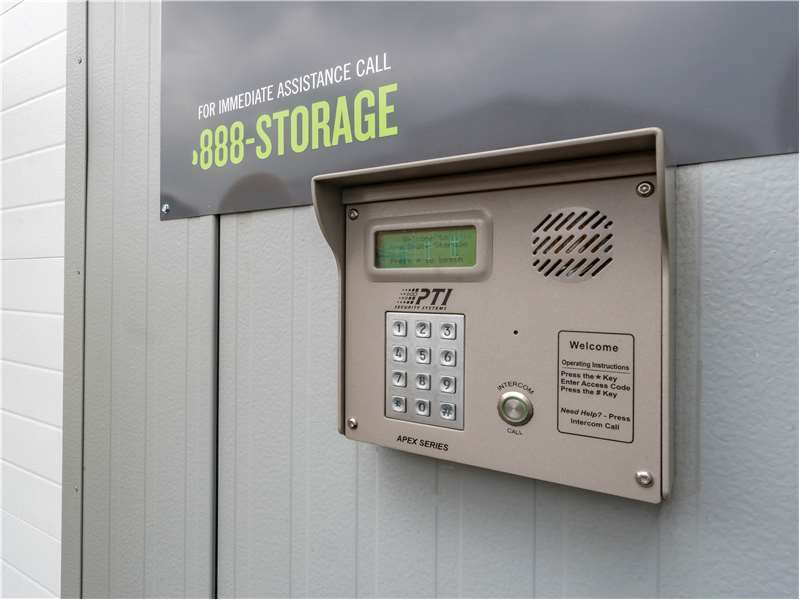 Extra Space Storage | 160 W Industrial Dr, Elmhurst, IL 60126, USA | Phone: (331) 209-0988