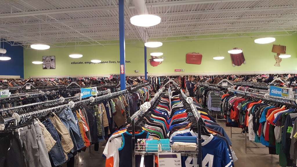 Goodwill Store | 11561 Geist Pavilion Dr, Fishers, IN 46037, USA | Phone: (317) 863-0818