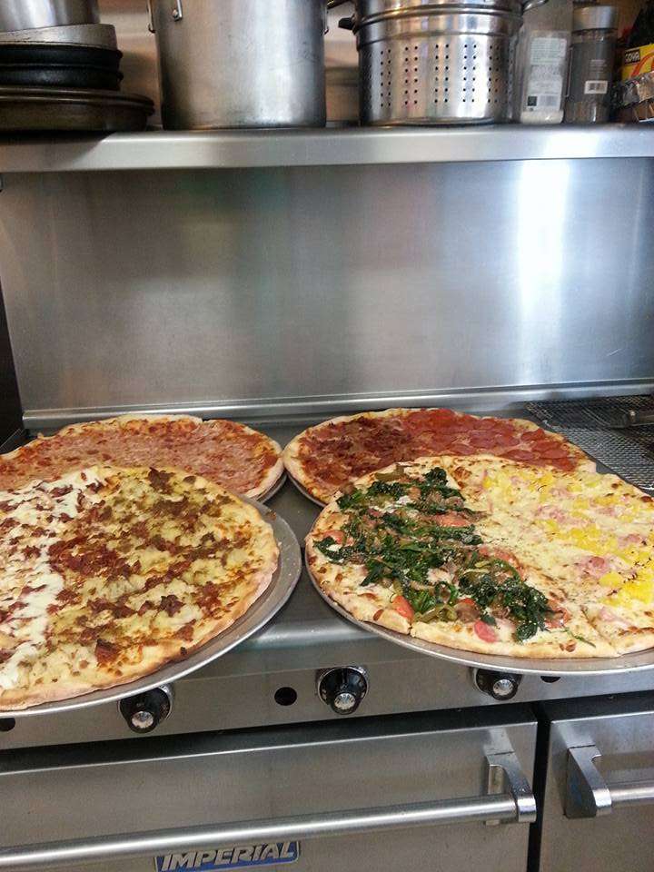 Got Beans Cafe & Pizzeria | 1024, 1650 W Main St, Stroudsburg, PA 18360, USA | Phone: (570) 872-9889