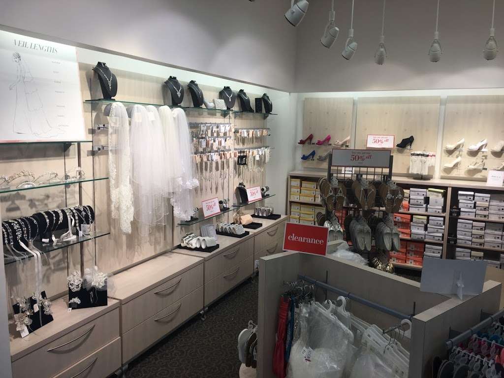 Davids Bridal | 5515 S Williamson Blvd Suite 215, Port Orange, FL 32128, USA | Phone: (386) 492-1332