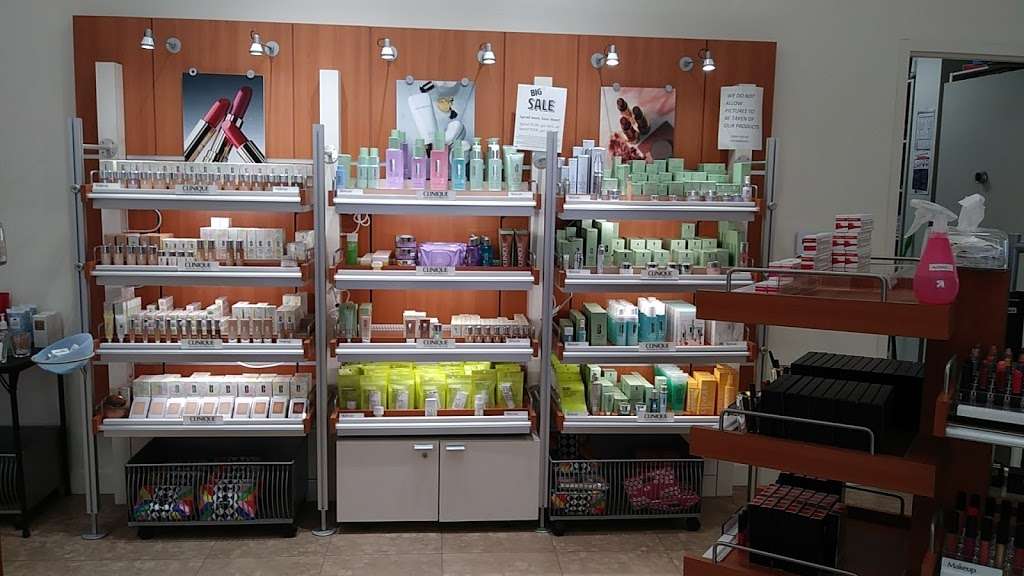 Cosmetics Co Store | 18 Lightcap Rd # 1121, Pottstown, PA 19464 | Phone: (610) 970-2812