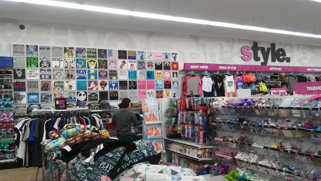 Five Below | 5786 Fairmont Pkwy, Pasadena, TX 77505 | Phone: (281) 991-1649