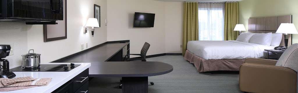 Candlewood Suites Newark South - University Area | 1101 S College Ave, Newark, DE 19713, USA | Phone: (302) 368-5500