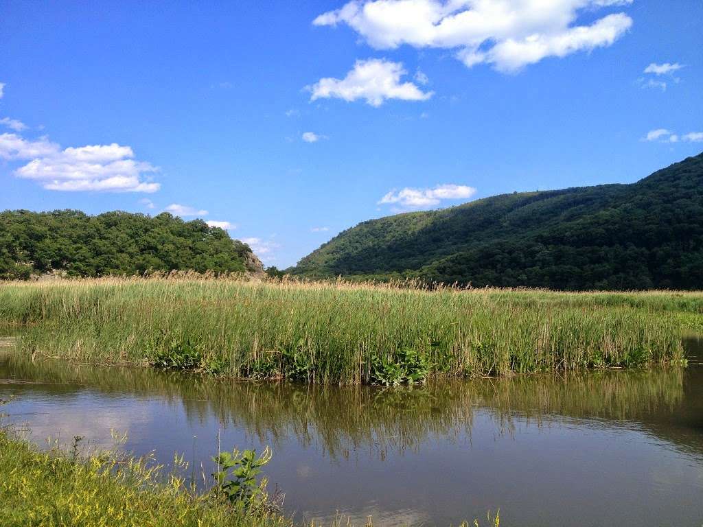 Iona Island Component Hudson River National Estuarine Research R | 259 Norrie Point Way, Tomkins Cove, NY 10986, USA | Phone: (845) 889-4745