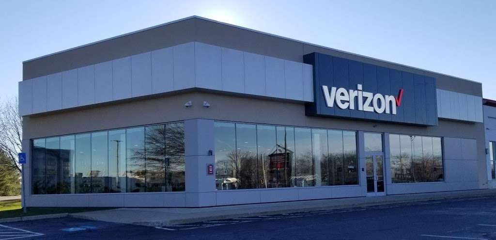 Verizon | 1212 S Washington St, North Attleborough, MA 02760, USA | Phone: (508) 695-0077