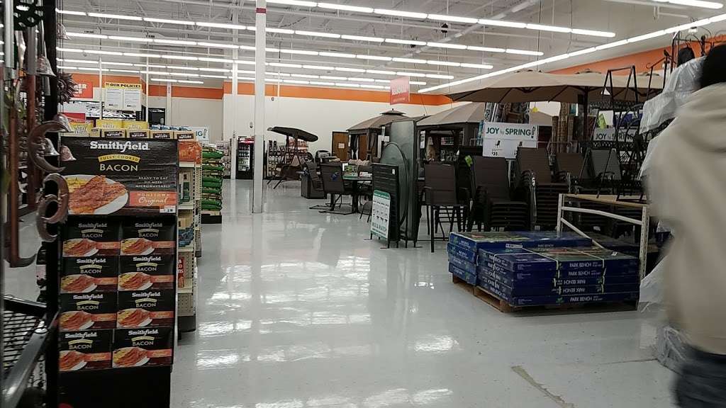 Big Lots | 4358 S Scatterfield Rd, Anderson, IN 46013 | Phone: (765) 643-5157